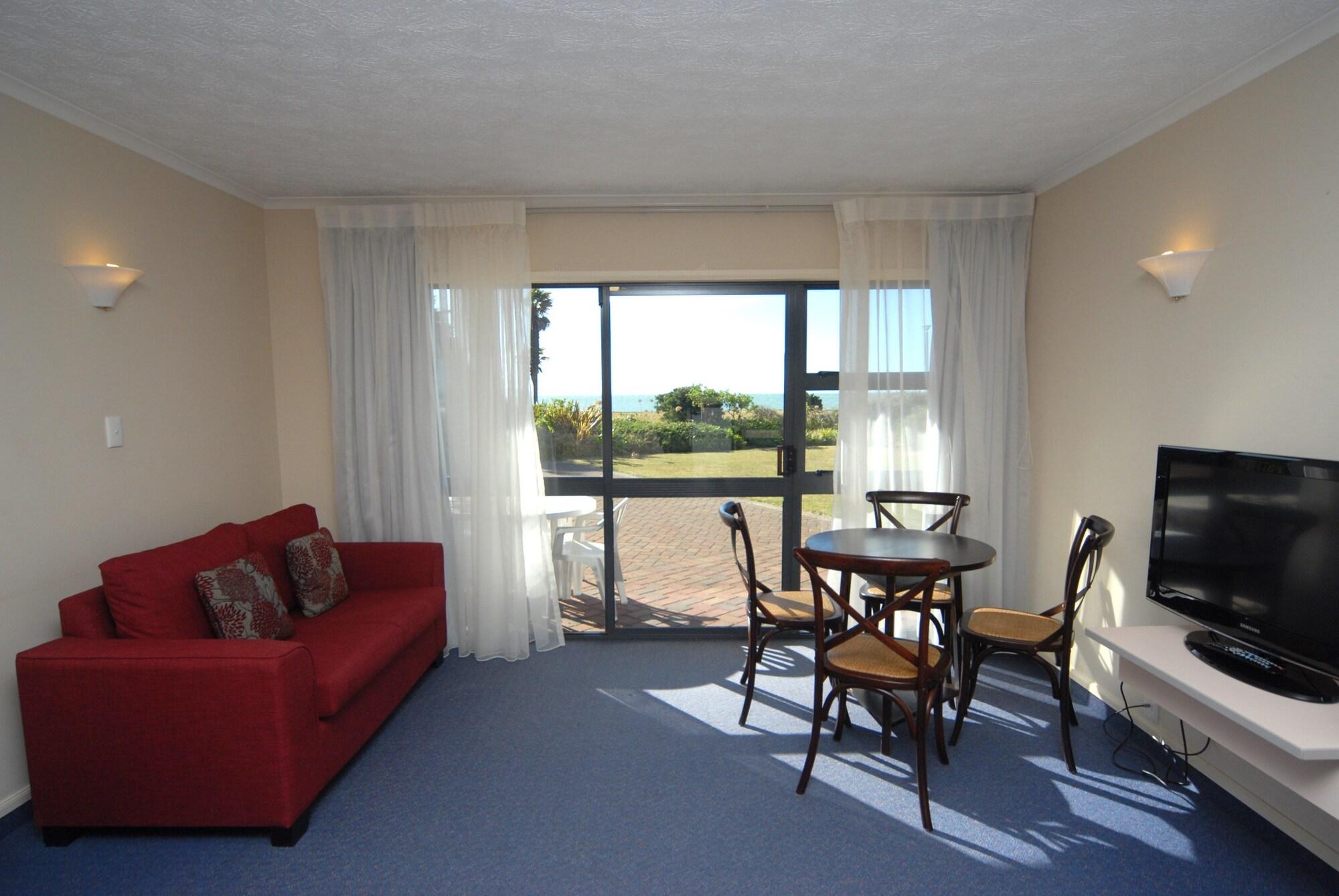 Harbour View Motel On Ahuriri Beach In Napier Nz With Sea View Suites Esterno foto