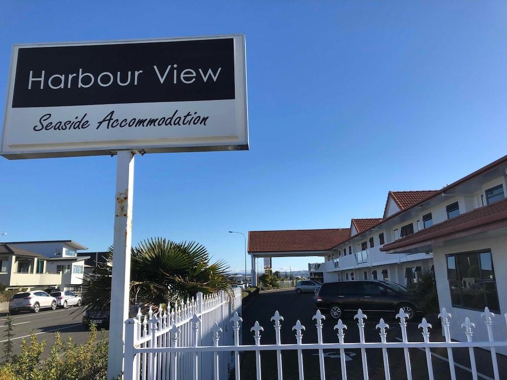 Harbour View Motel On Ahuriri Beach In Napier Nz With Sea View Suites Esterno foto